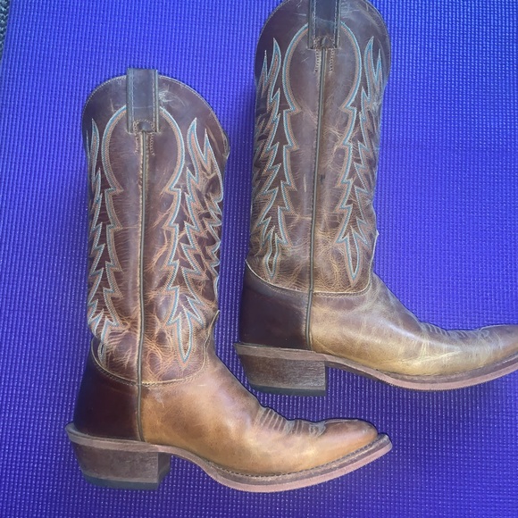 Justin Cowboy Boots - Picture 4 of 12